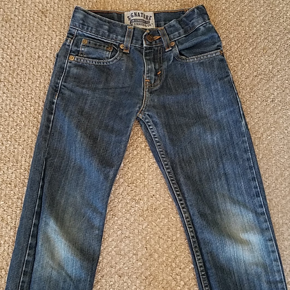Levi's Jeans Size 8 Denim 62% Cotton 38% Poly